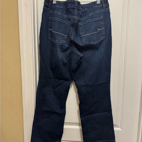 M Jeans by Maurices Classic Blue Women's Jeans - Picture 3 of 4